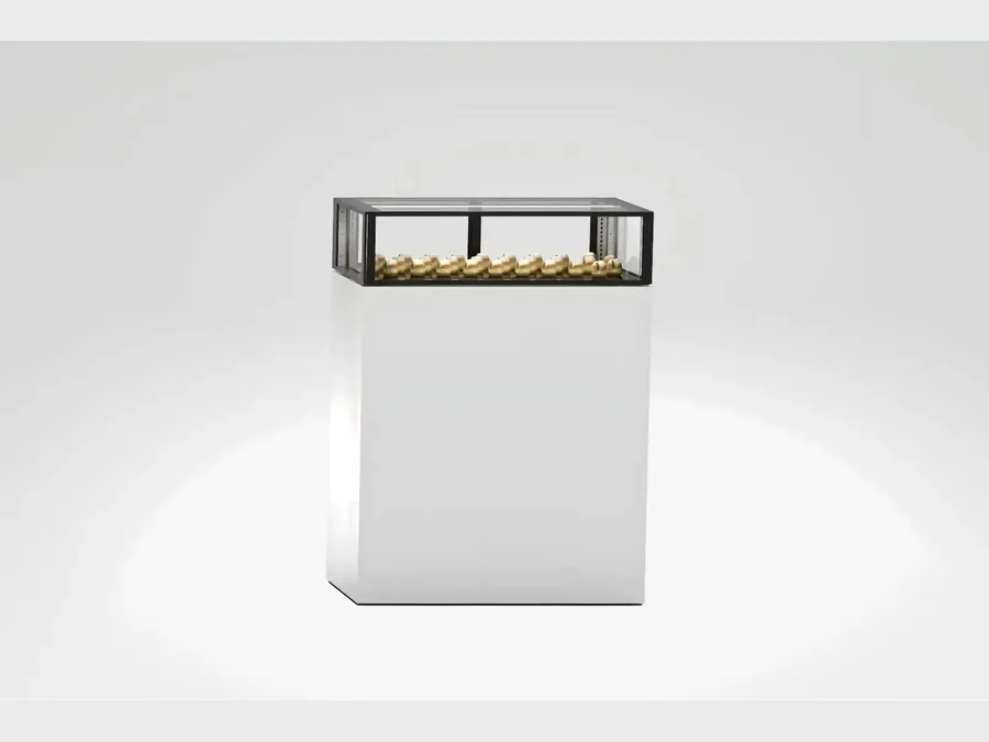 Vitrine à chocolats de présentation sur socle blanc Lorient